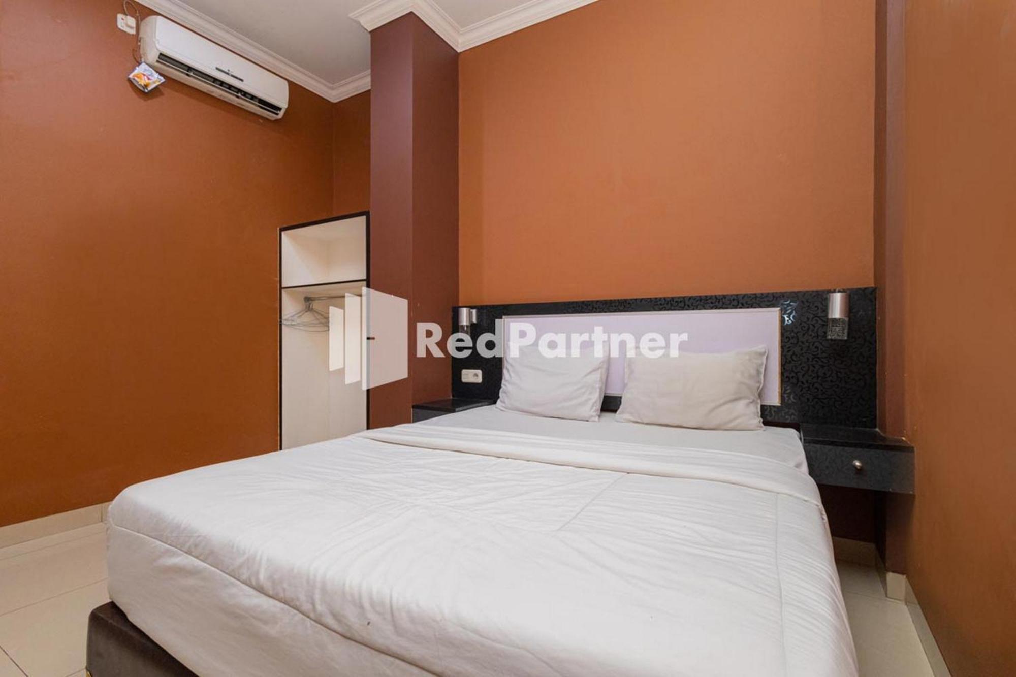 Star Hotel Jaksa Mitra Reddoorz Giacarta Esterno foto